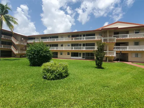 5300 Washington St #114C, Hollywood, FL 33021