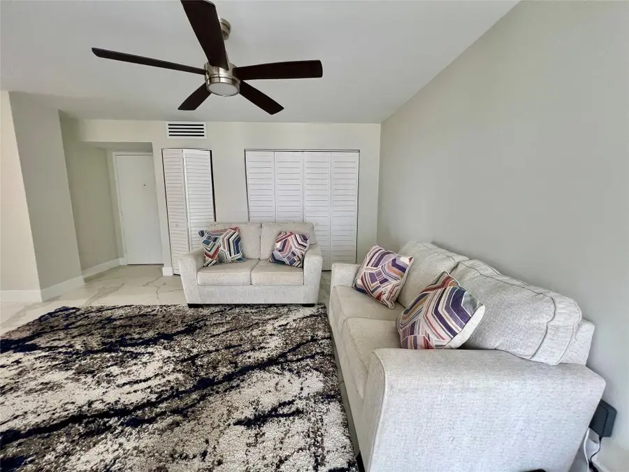 16919 N Bay Road #911, North Miami Beach, FL 33160 - #3