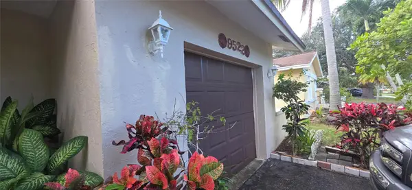 9522 Affirmed Lane, Boca Raton, FL 33496