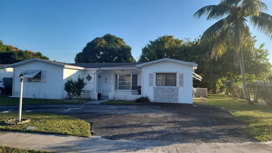 3390 NW 42nd St, Lauderdale Lakes, FL 33309 - Image #2