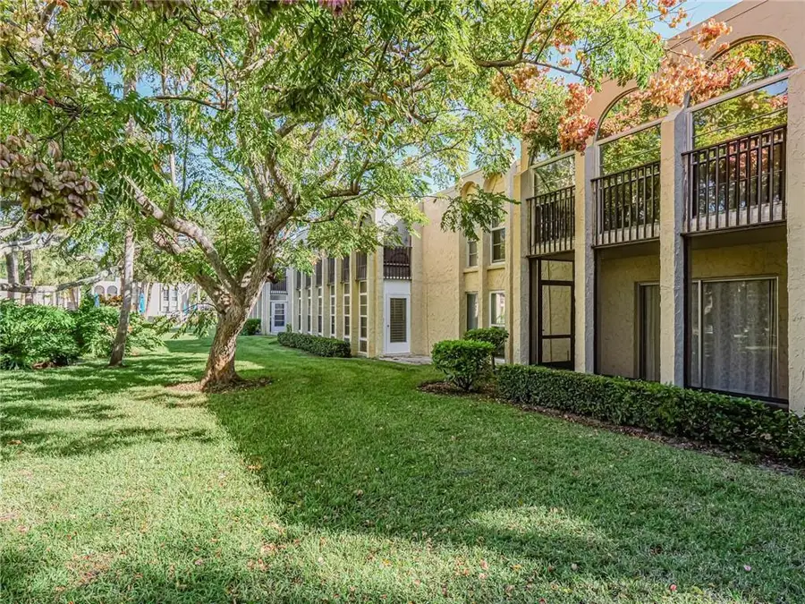 835 18th #404, Vero Beach, FL 32960 - Image #3