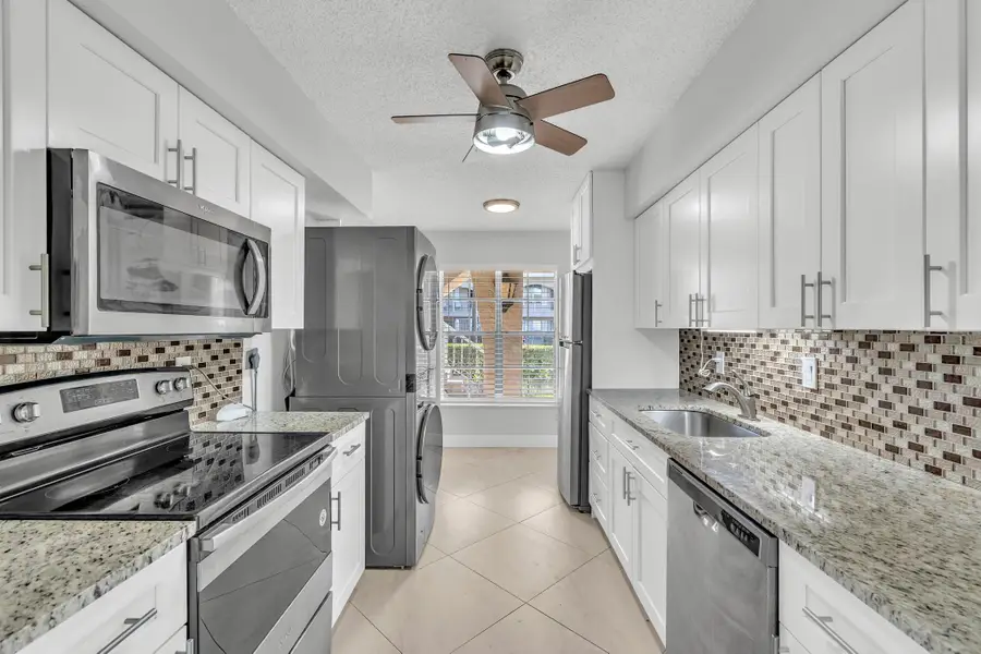 13950 Via Flora #B, Delray Beach, FL 33484 - Image #2