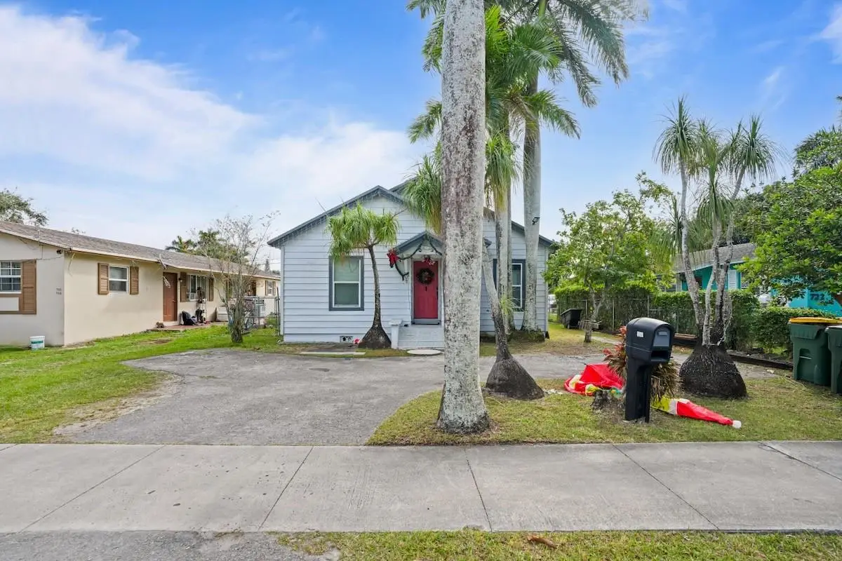 708 NW 15th St, Homestead, FL 33030 - Image #1