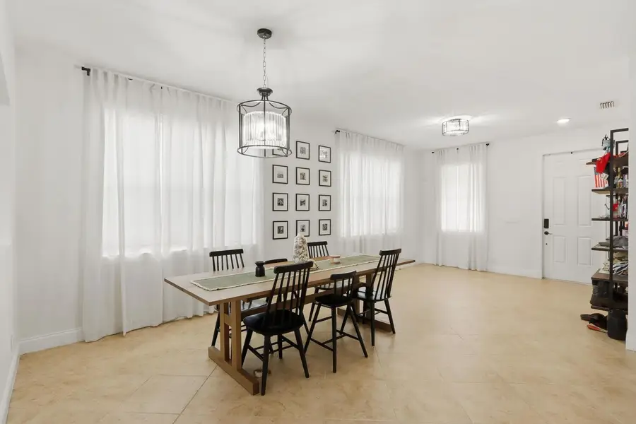 1085 Center Stone Ln, Riviera Beach, FL 33404 - Image #2