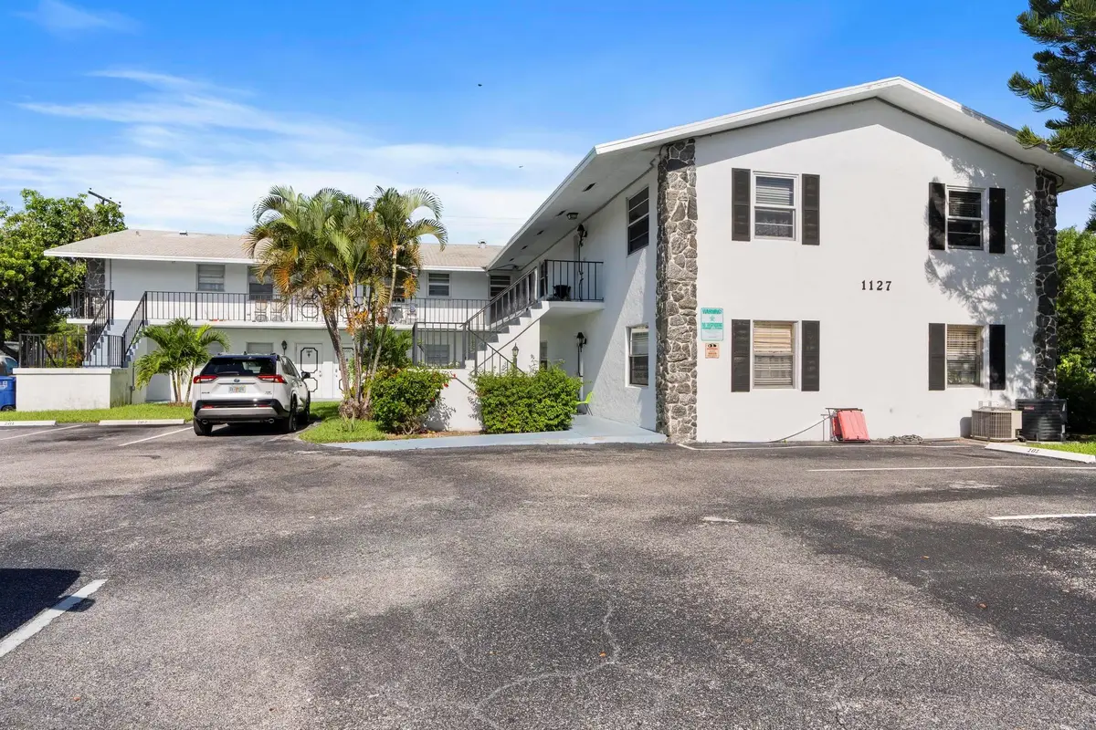 1127 S Federal Highway #103, Lake Worth Beach, FL 33460 - Image #1