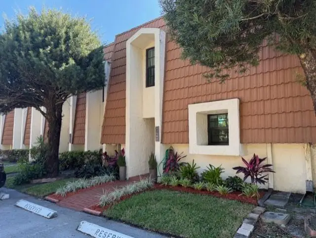 11580 NW 1st St #11580, Plantation, FL 33325 - Image #1