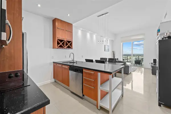 185 SW 7th Street #4403, Miami, FL 33130