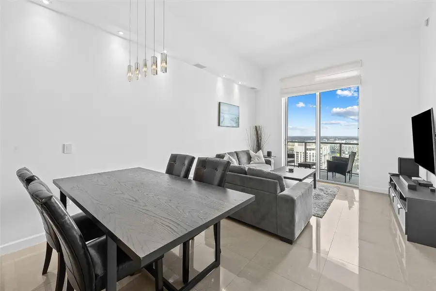 185 SW 7th Street #4403, Miami, FL 33130 - Image #3