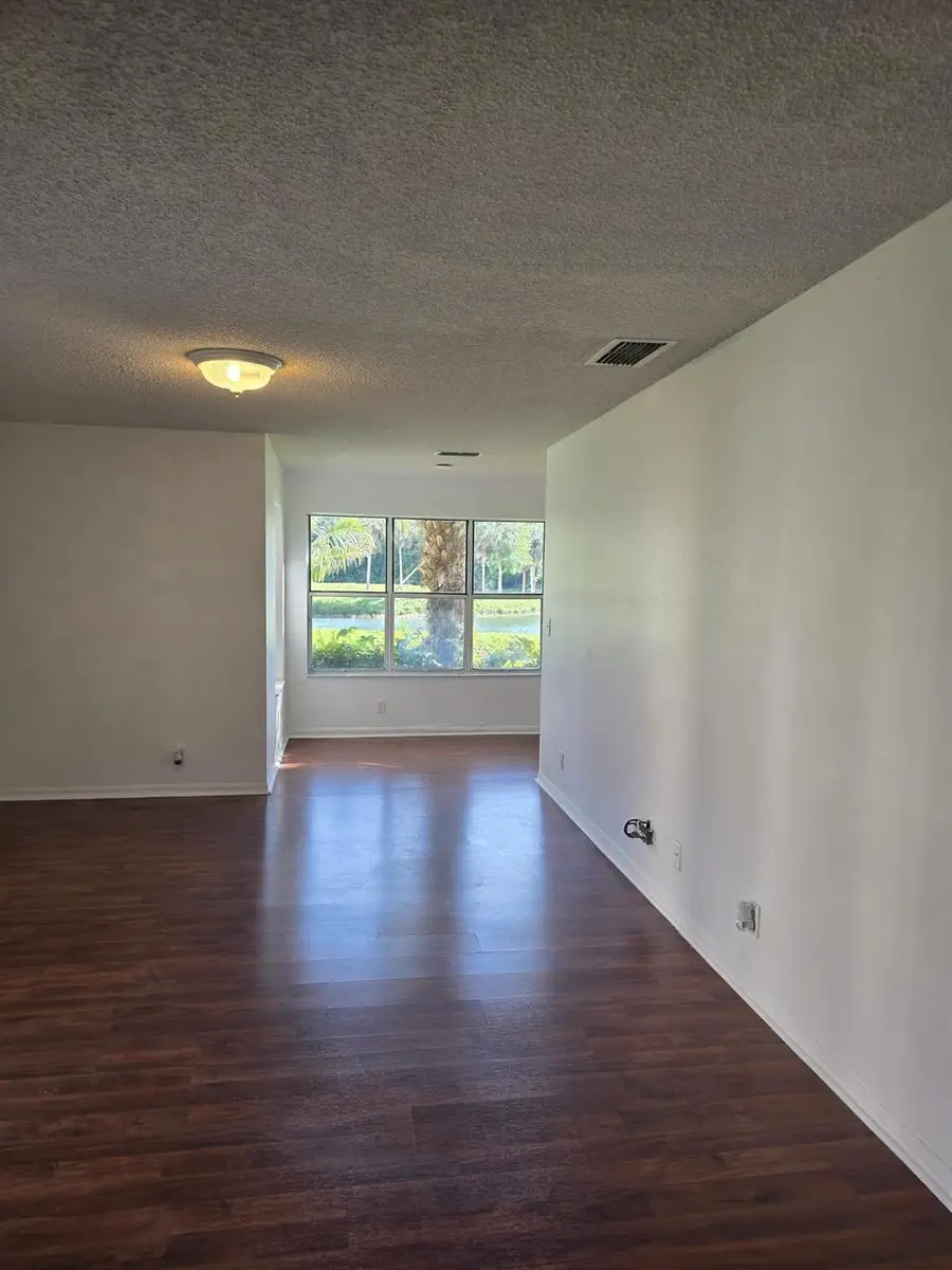 3310 Pinewalk Dr N #1812, Margate, FL 33063 - Image #2