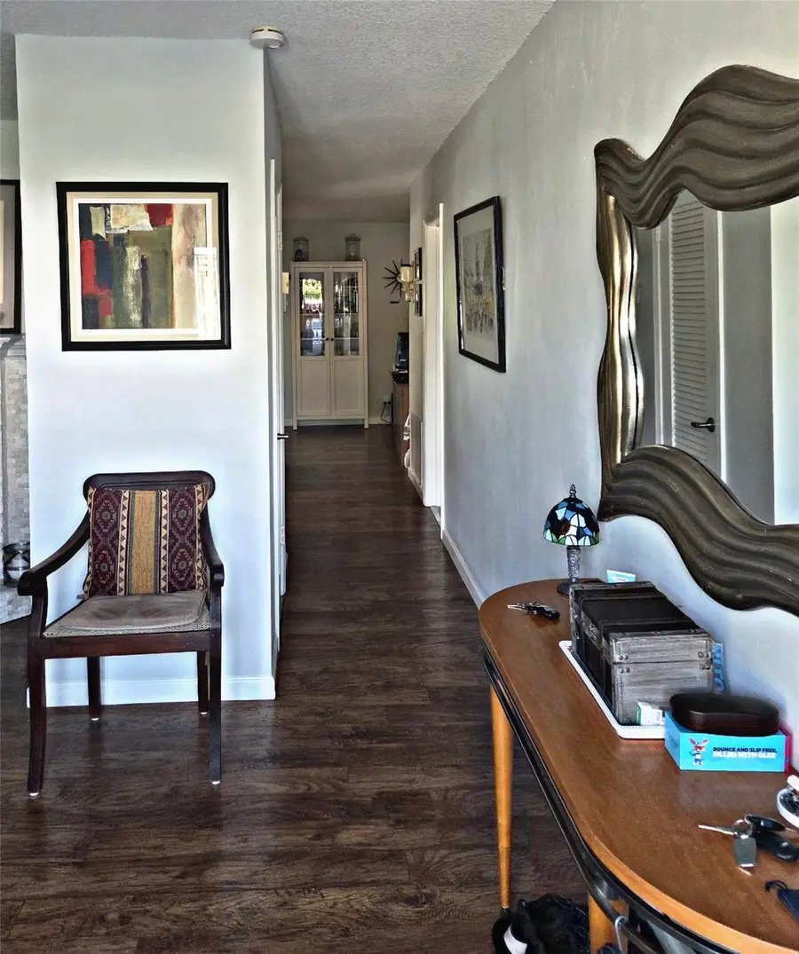 6800 NW 70th St, Tamarac, FL 33321 - Image #2