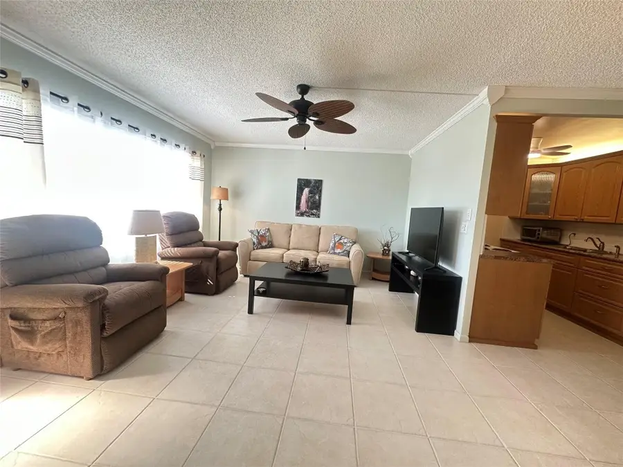 4032 Cambridge B #4032, Deerfield Beach, FL 33442 - Image #3