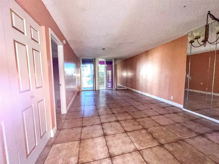 3321 NW 47th Terrace #232, Lauderdale Lakes, FL 33319 - Image #3