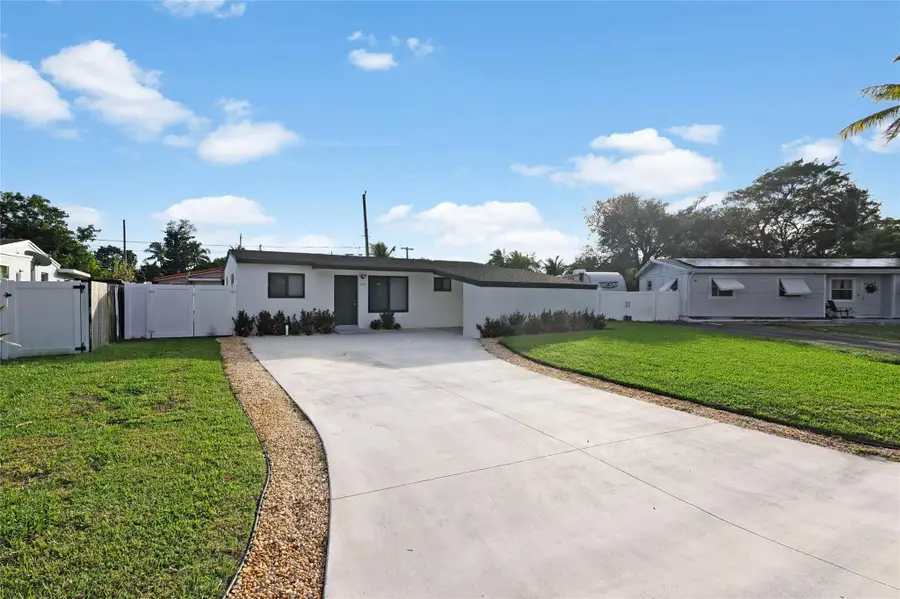 6374 SW 2nd St, Margate, FL 33068 - Image #3