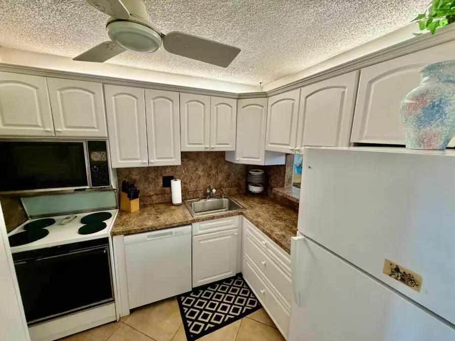 5300 NE 24th Terrace #314C, Fort Lauderdale, FL 33308 - Image #3