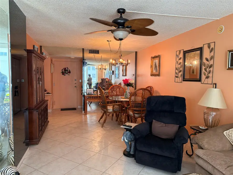 101 Briny Ave #1006, Pompano Beach, FL 33062 - Image #3