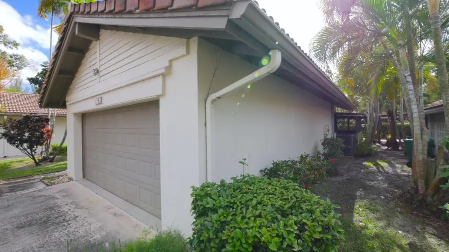 5616 Hammock Ln #114, Lauderhill, FL 33319 - Image #3