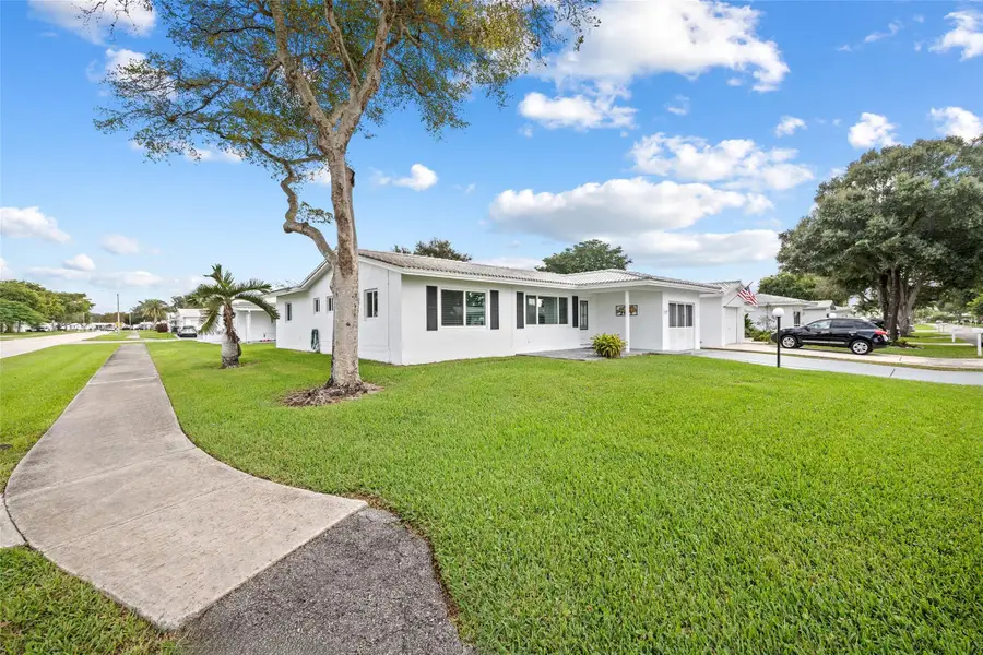 1620 NW 87th Lane, Plantation, FL 33322 - Image #2