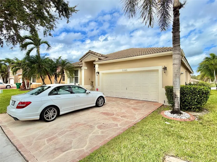 13385 SW 24th Street, Miramar, FL 33027 - Image #3