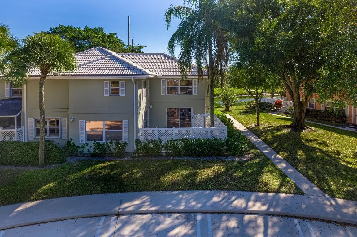 1956 Hartford Court #25D, West Palm Beach, FL 33409 - Image #1