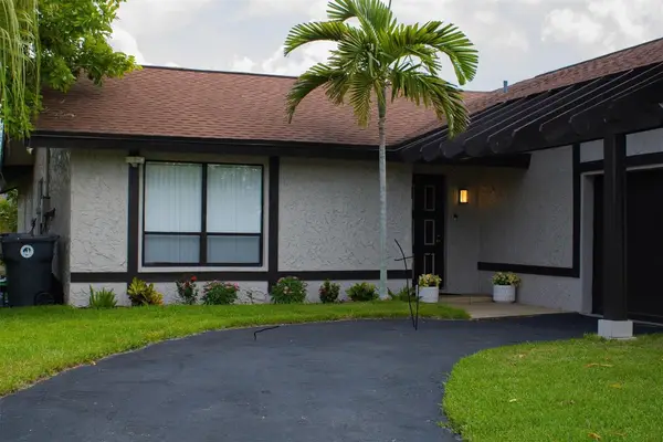 8211 SW 13th Court, North Lauderdale, FL 33068