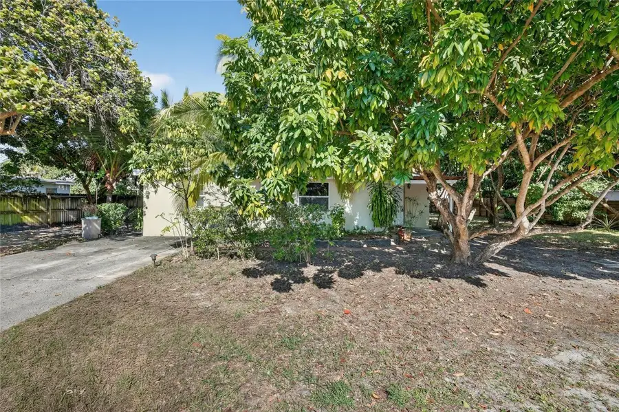 617 NW 43rd Court, Oakland Park, FL 33309 - Image #2