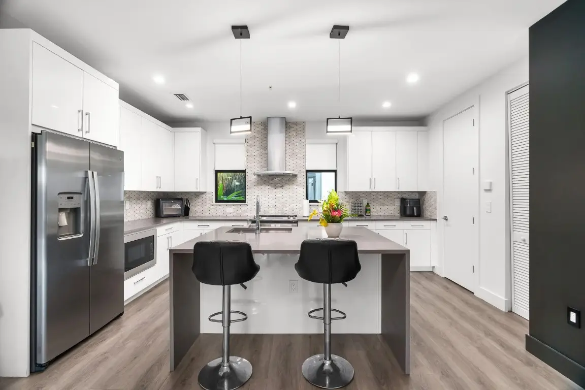 553 NE 21 #553, Wilton Manors, FL 33305 - Image #1