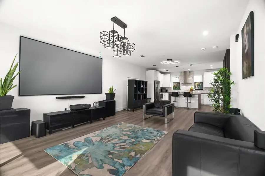 553 NE 21 #553, Wilton Manors, FL 33305 - Image #3