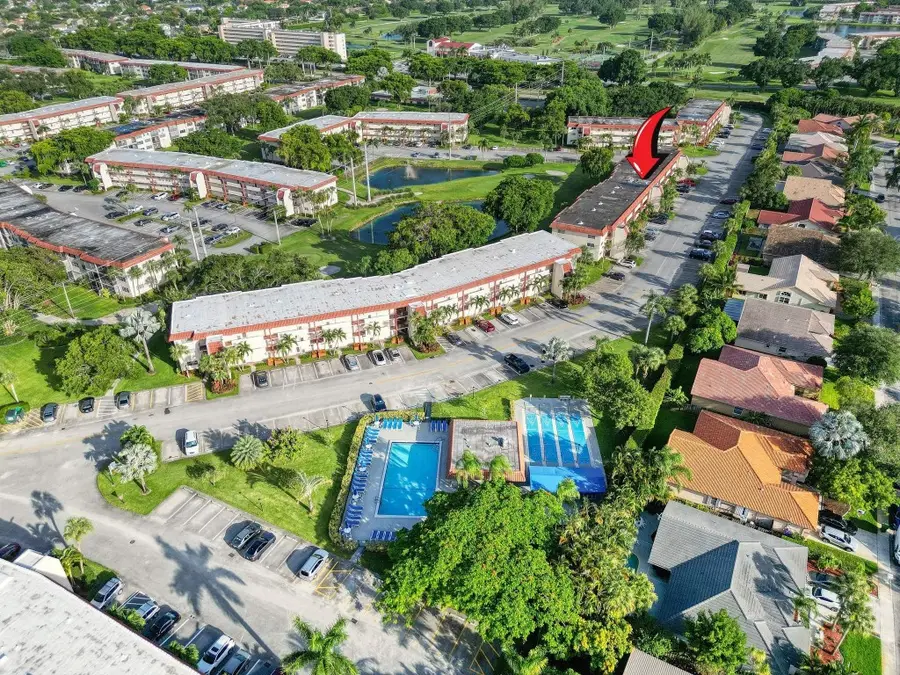 8980 S Hollybrook Boulevard #204, Pembroke Pines, FL 33025 - Image #2