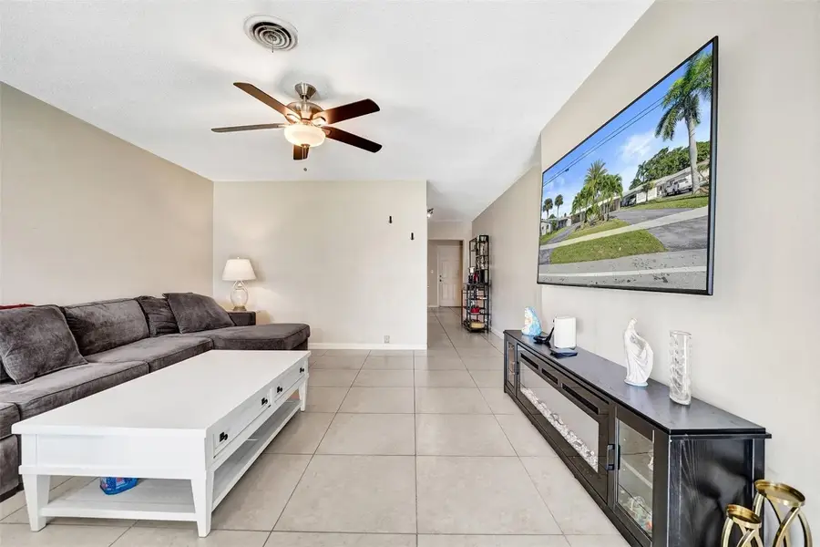 1623-1625 NE 45th Street, Oakland Park, FL 33334 - Image #3