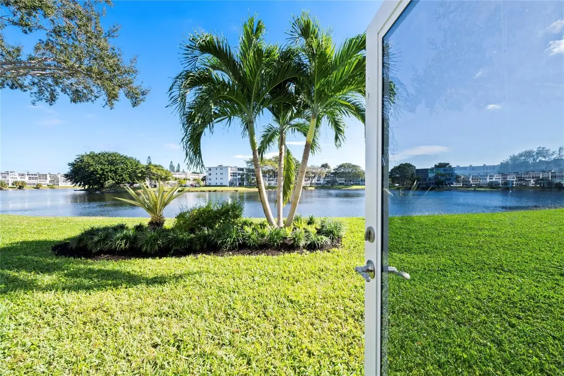 1111 Cambridge #1111, Deerfield Beach, FL 33442 - Image #1