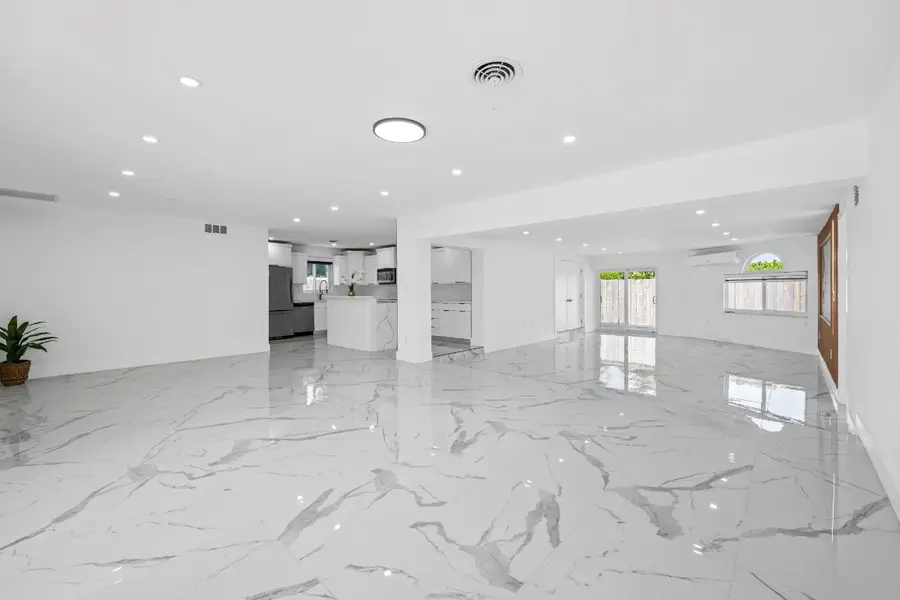 2185 Imperial Point Drive, Fort Lauderdale, FL 33308 - Image #3