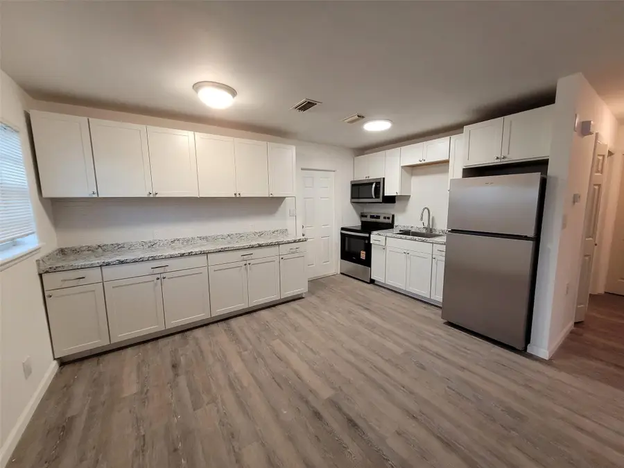 6106 Island Park Court, Fort Myers, FL 33908 - Image #3