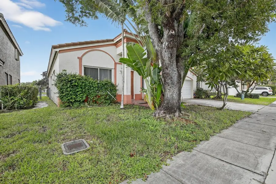 1601 SW 106th Terrace, Davie, FL 33324 - Image #2