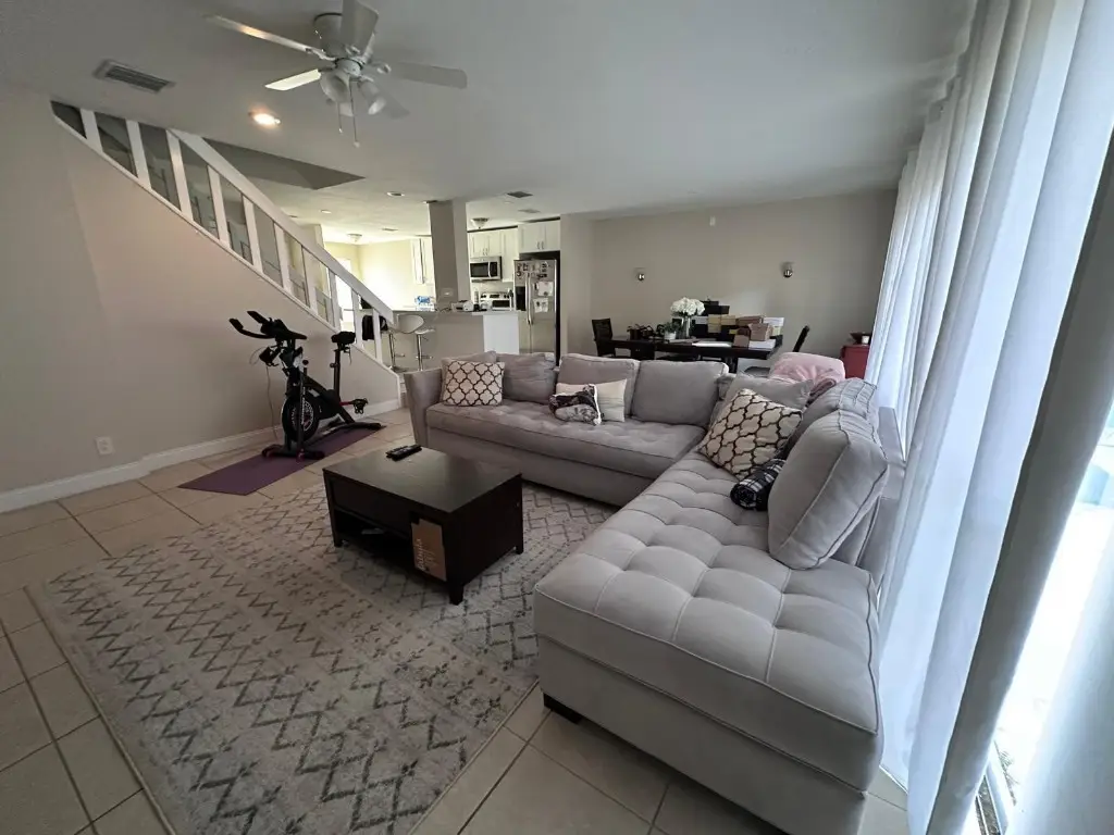 8251 NW 8th Place, Plantation, FL 33324 - Image #1