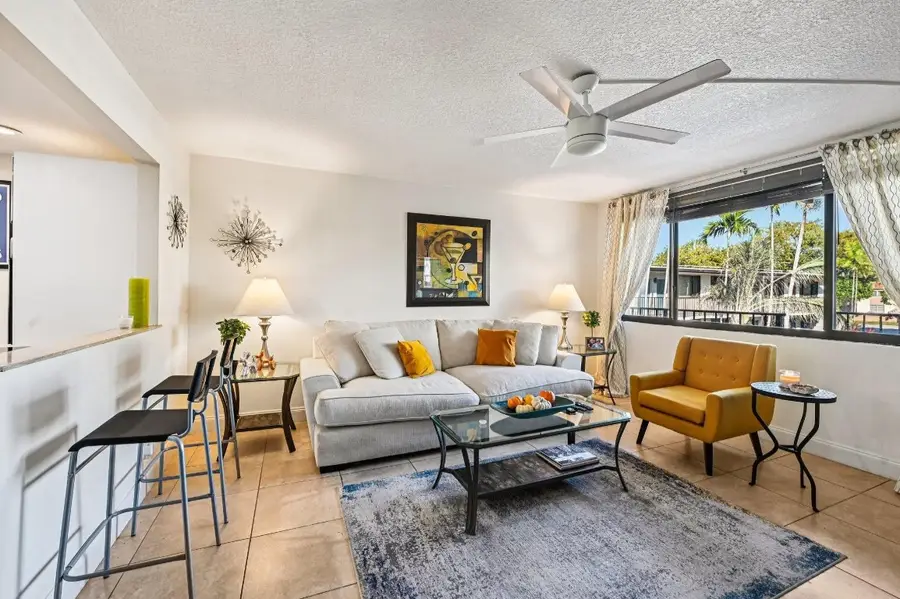 1901 N Andrews Avenue #214, Wilton Manors, FL 33311 - Image #2