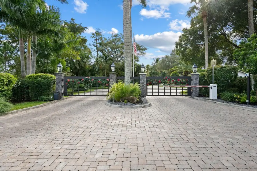 2920 Oak Tree Drive, Oakland Park, FL 33309 - Image #2