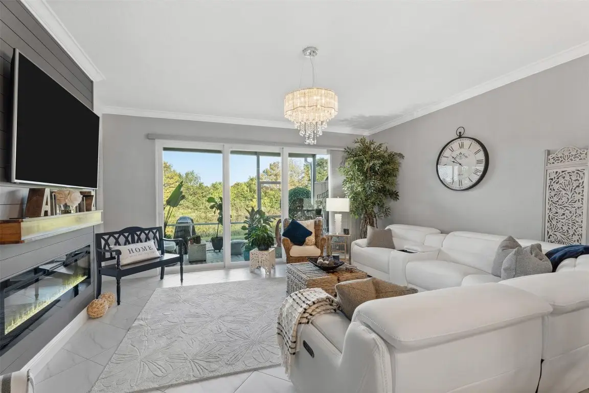 651 SW Glen Crest Way #2, Stuart, FL 34997 - Image #1