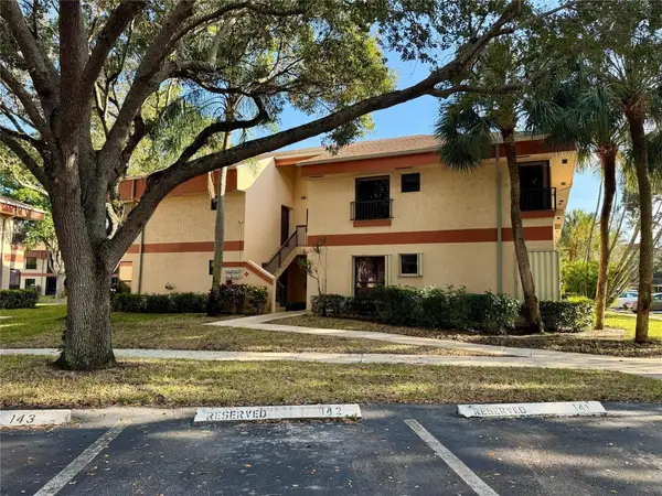 4174 Carambola Circle #4174, Coconut Creek, FL 33066