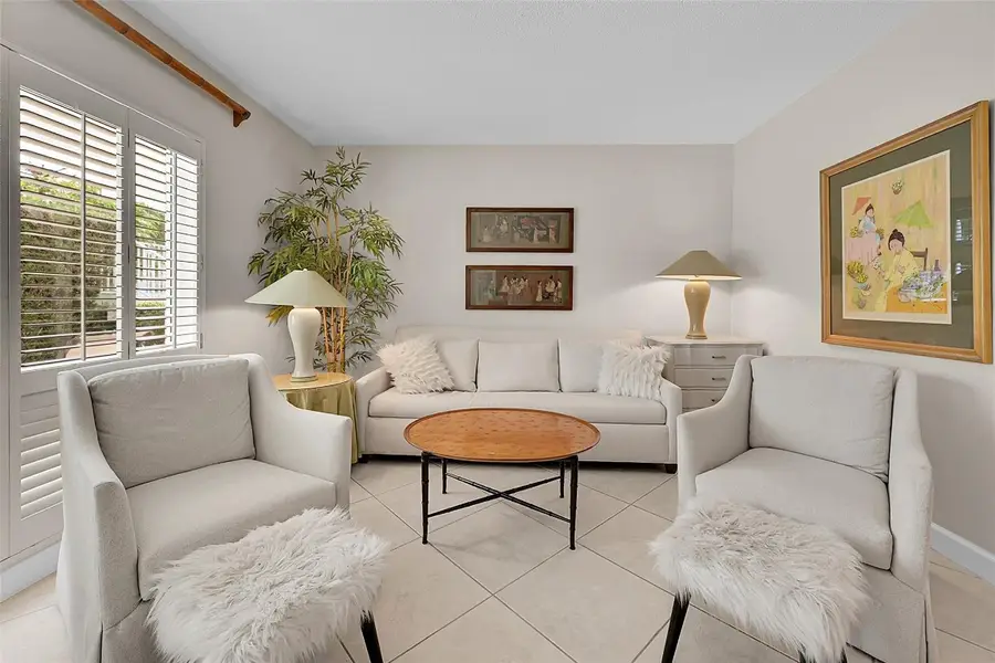 3215 SE 10th Street #102, Pompano Beach, FL 33062 - Image #2