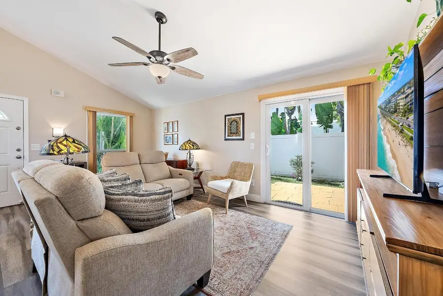 8443 Garden Gate Place, Boca Raton, FL 33433 - Image #3