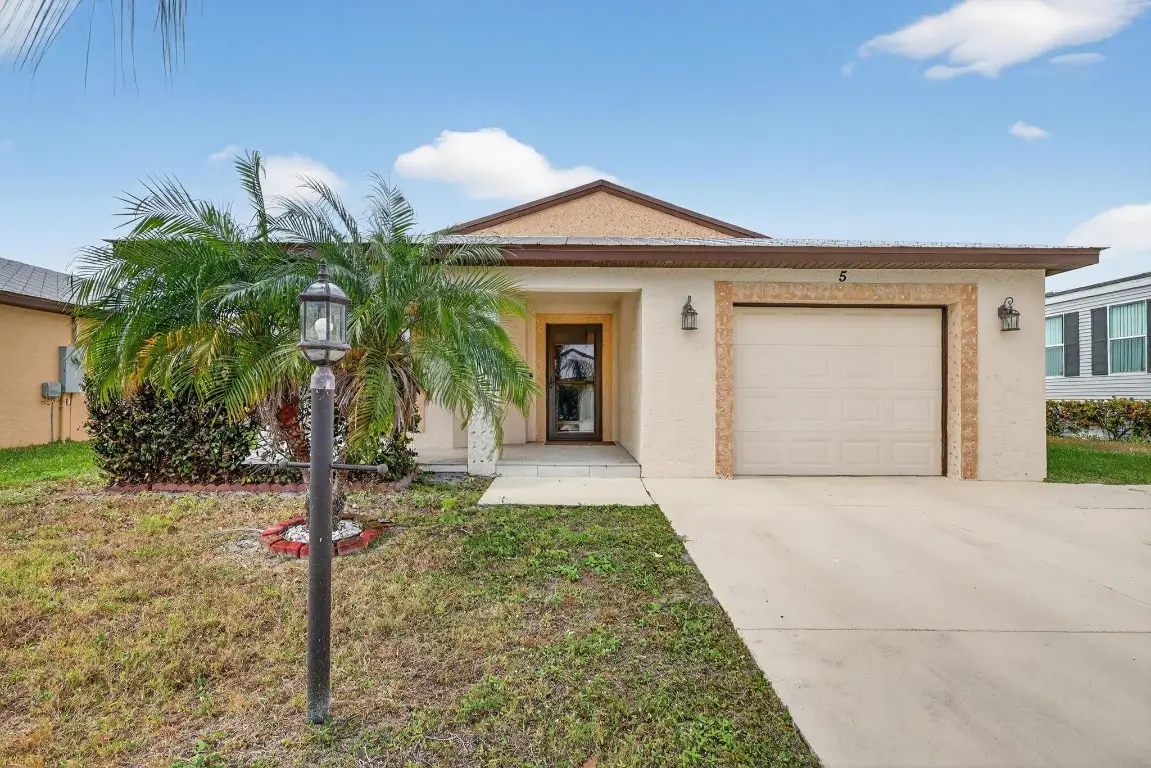 5 Flamenco Way, Port Saint Lucie, FL 34952 - Image #1