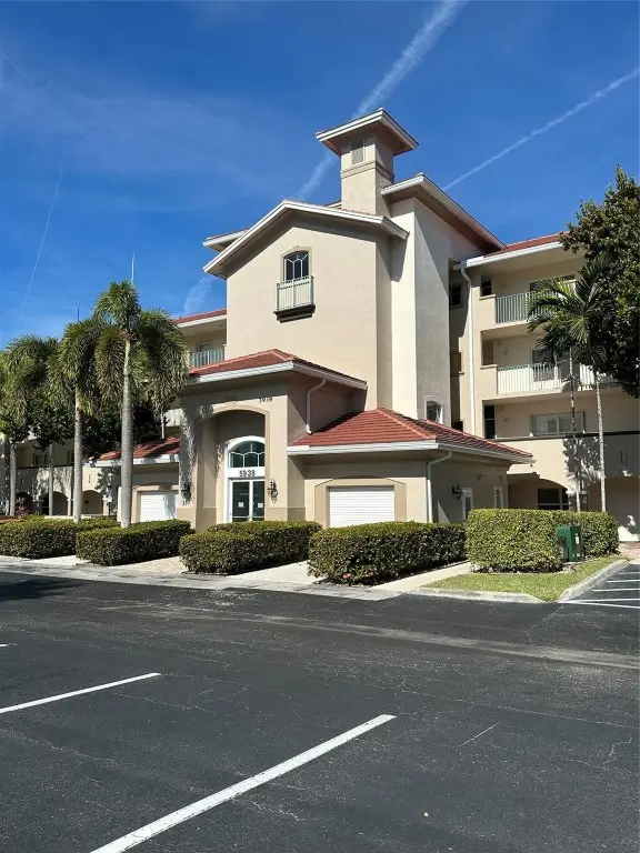 5938 Crystal Shores Drive #208, Boynton Beach, FL 33437 - Image #1