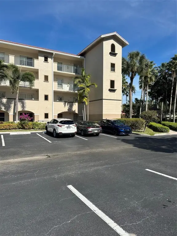 5938 Crystal Shores Drive #208, Boynton Beach, FL 33437 - Image #2