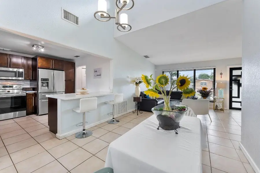 400 NW 98th Avenue, Pembroke Pines, FL 33024 - #3