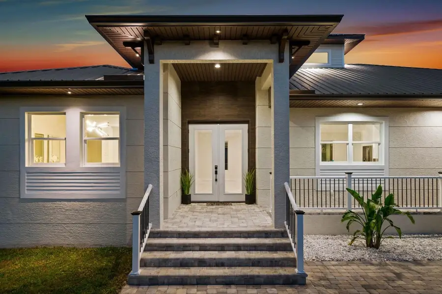 1371 Cumberland Road, Venice, FL 34293 - Image #2