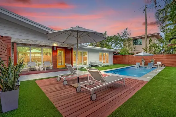 2111 N Ocean Boulevard, Pompano Beach, FL 33062