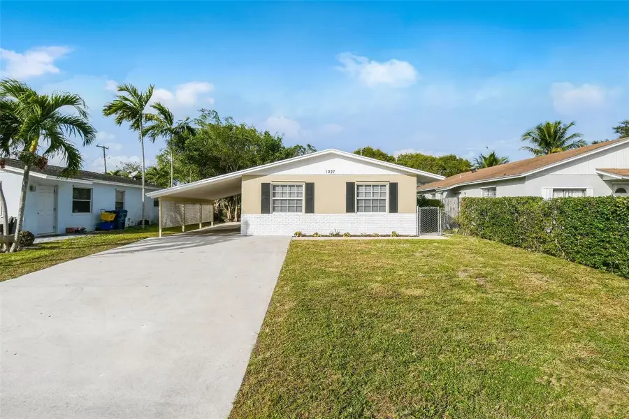 1227 Cherokee Street, Jupiter, FL 33458 - Image #2