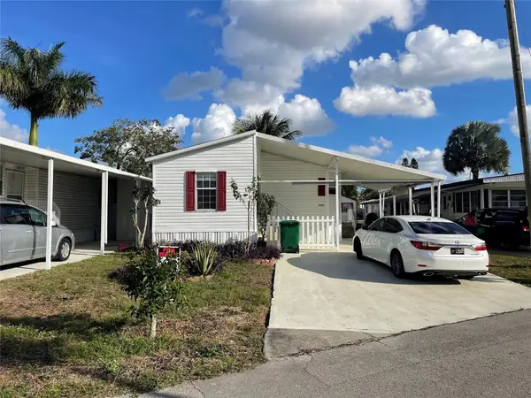 2090 SW 85th Avenue, Davie, FL 33324