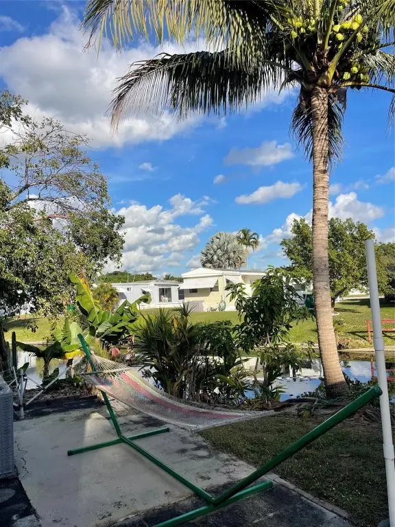 2090 SW 85th Avenue, Davie, FL 33324 - Image #2