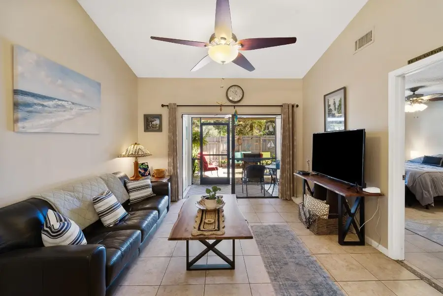 3090 S Oakland Forest Drive #1904, Oakland Park, FL 33309 - Image #3